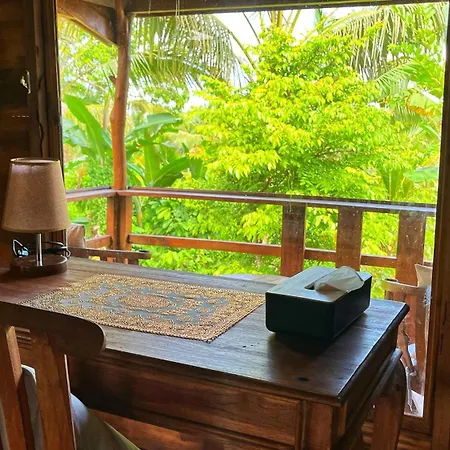 Gempinis Coffee Shop And Villa Blimbing  Extérieur photo