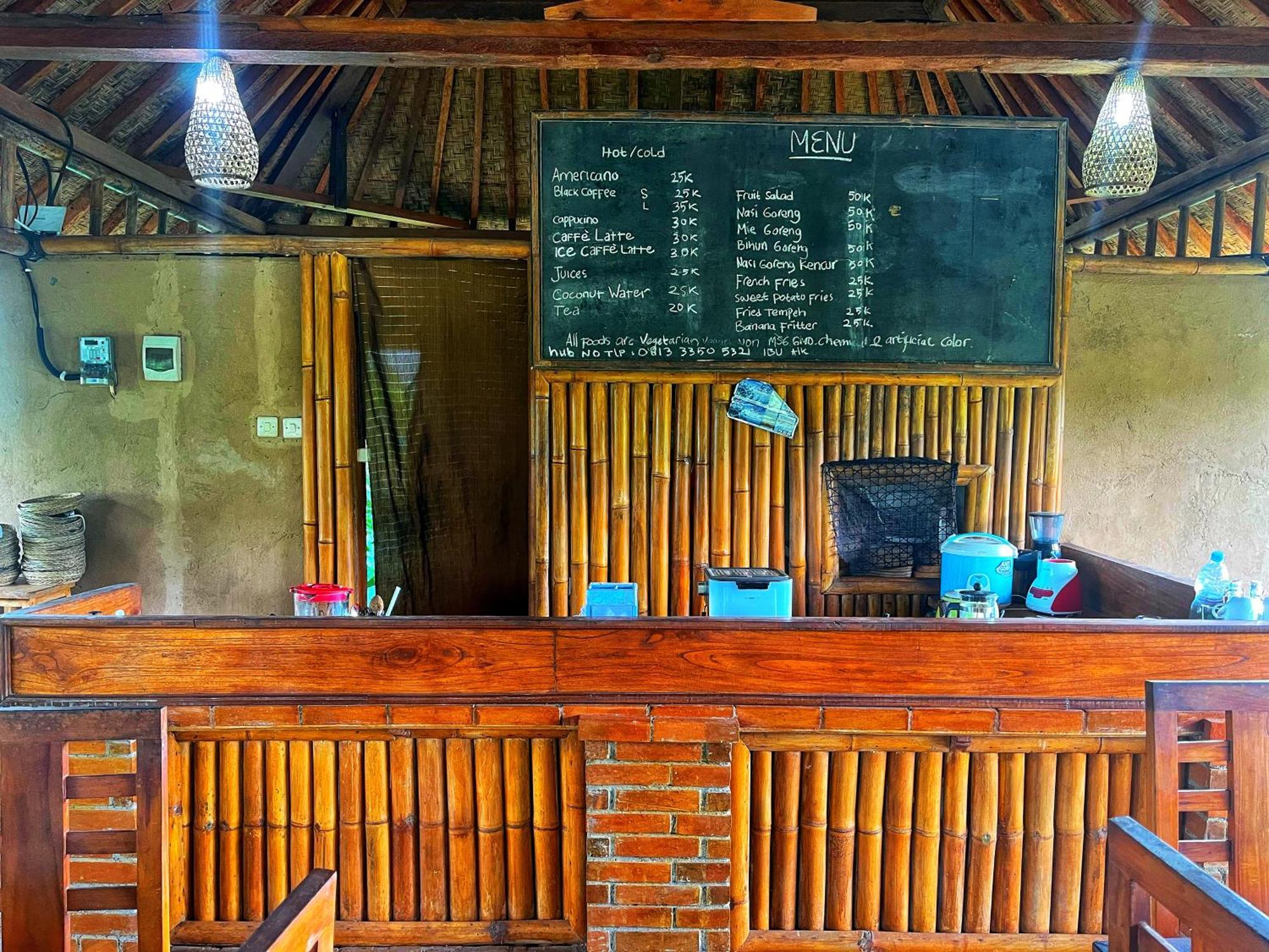 Villa Gempinis Coffee Shop And Blimbing (Bali)